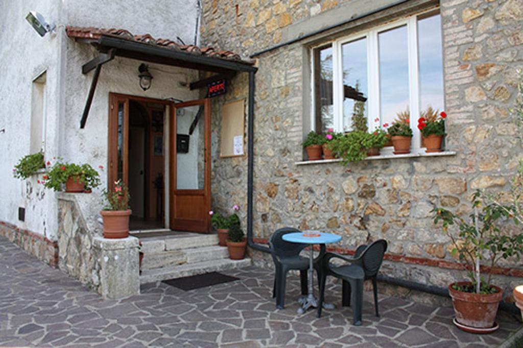 Hotel La Palazzina Chiusdino Exterior foto